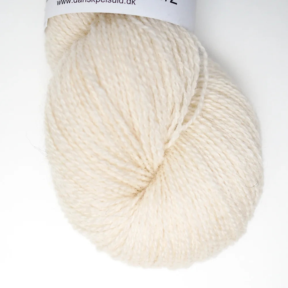 Dansk Pelsuld 8/2 - farve 06 HVID