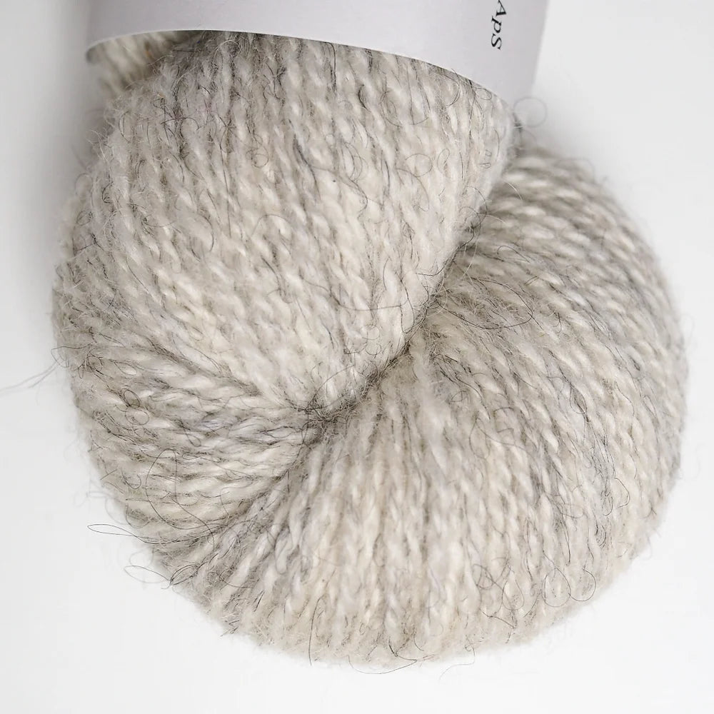 Håndværksgarn - farve 23 SAND