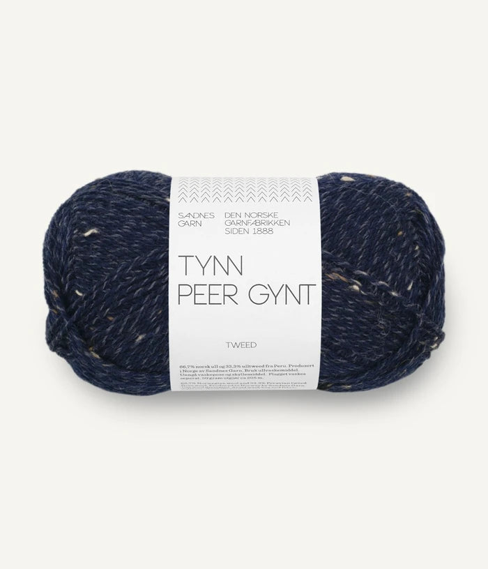 Tynn Peer Gynt - farve 5585 Marineblå med Natur Tweed