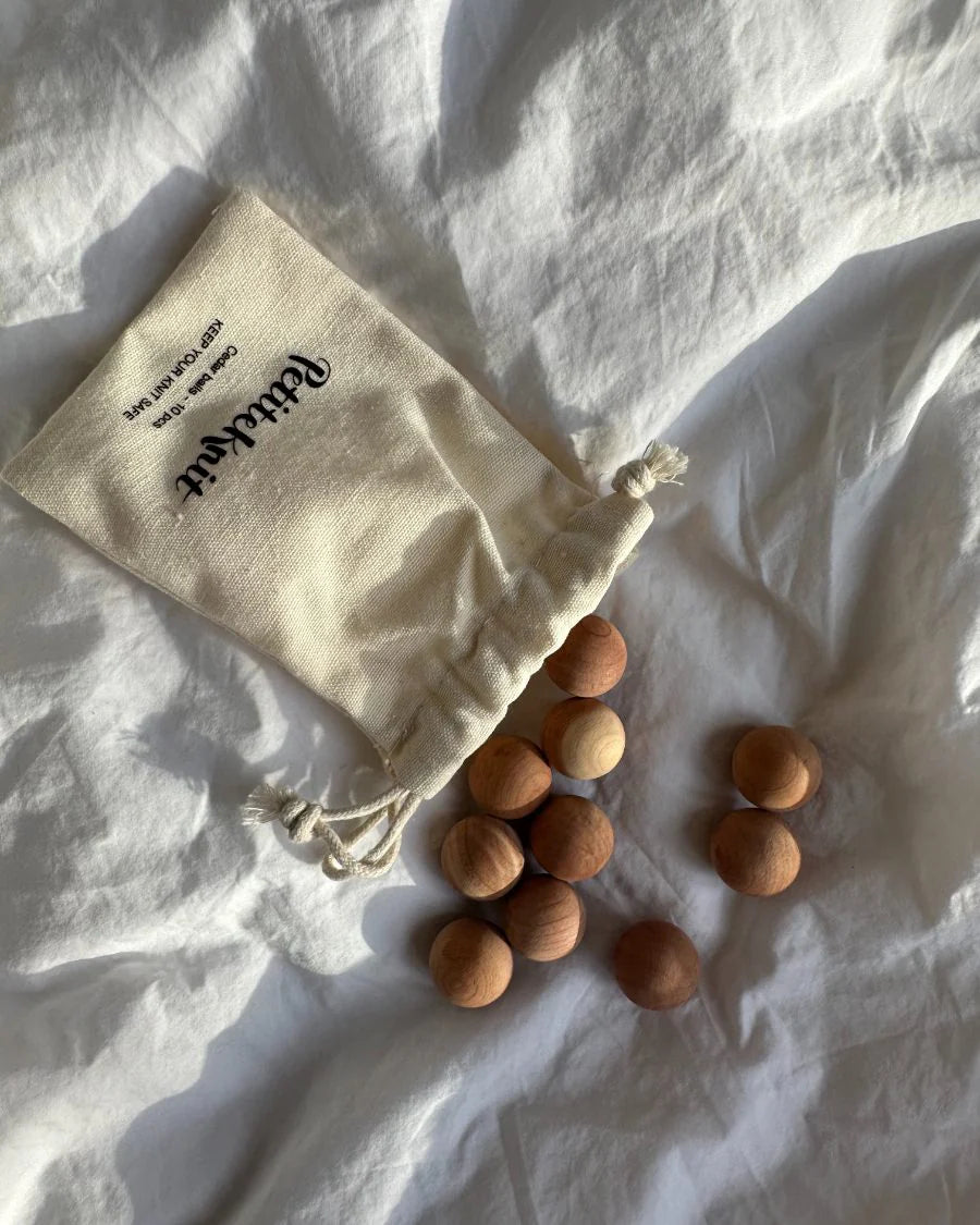 PetiteKnit cedertræskugler