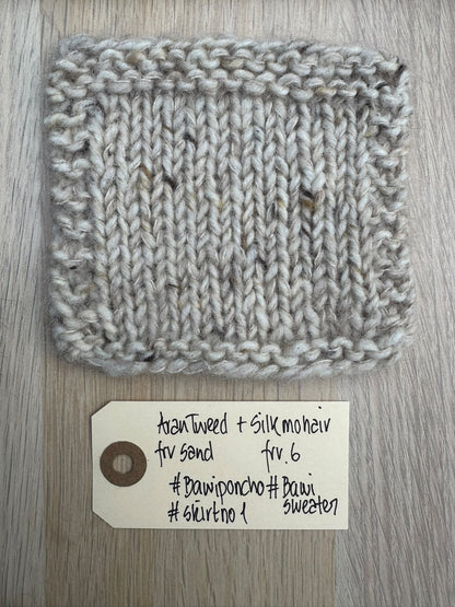 Bawi Poncho garnkit - ensfarvet [Aran tweed/Isager Silk mohair]