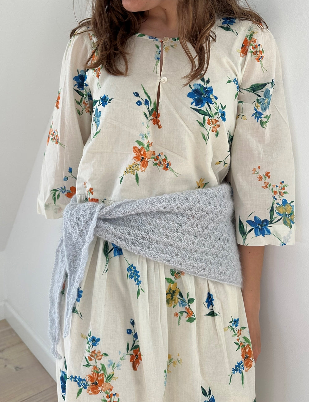 Bellis Scarf garnkit [Alpakka følgetråd/Tilia]