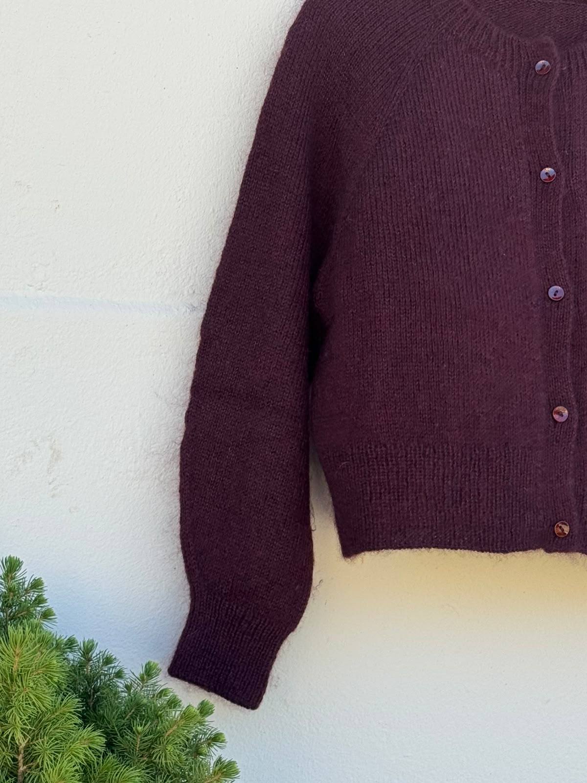 Darcy Cardigan garnkit [Tvinni/Isager Silk mohair]