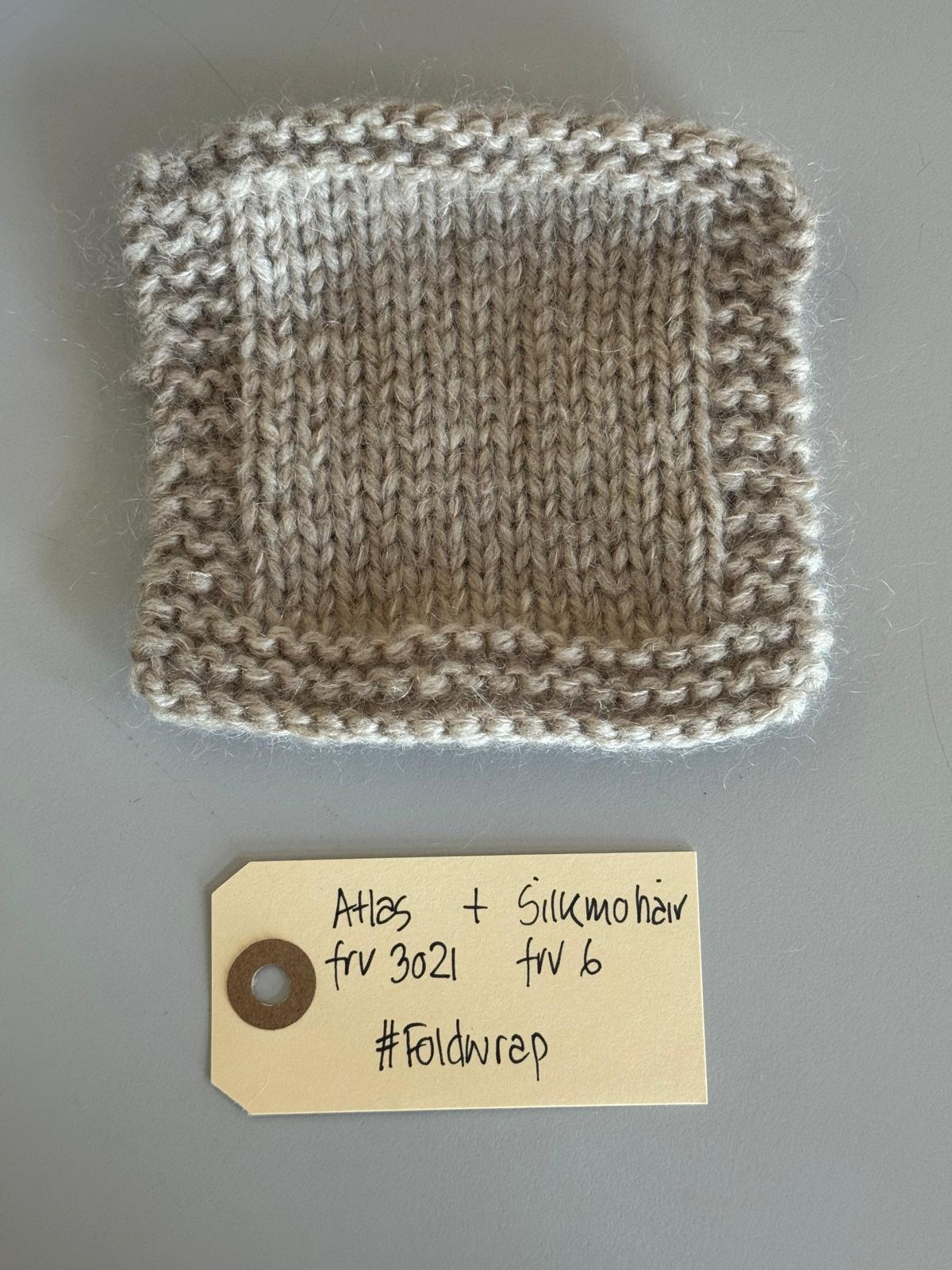 Fold Wrap garnkit [Atlas/Isager Silk mohair]