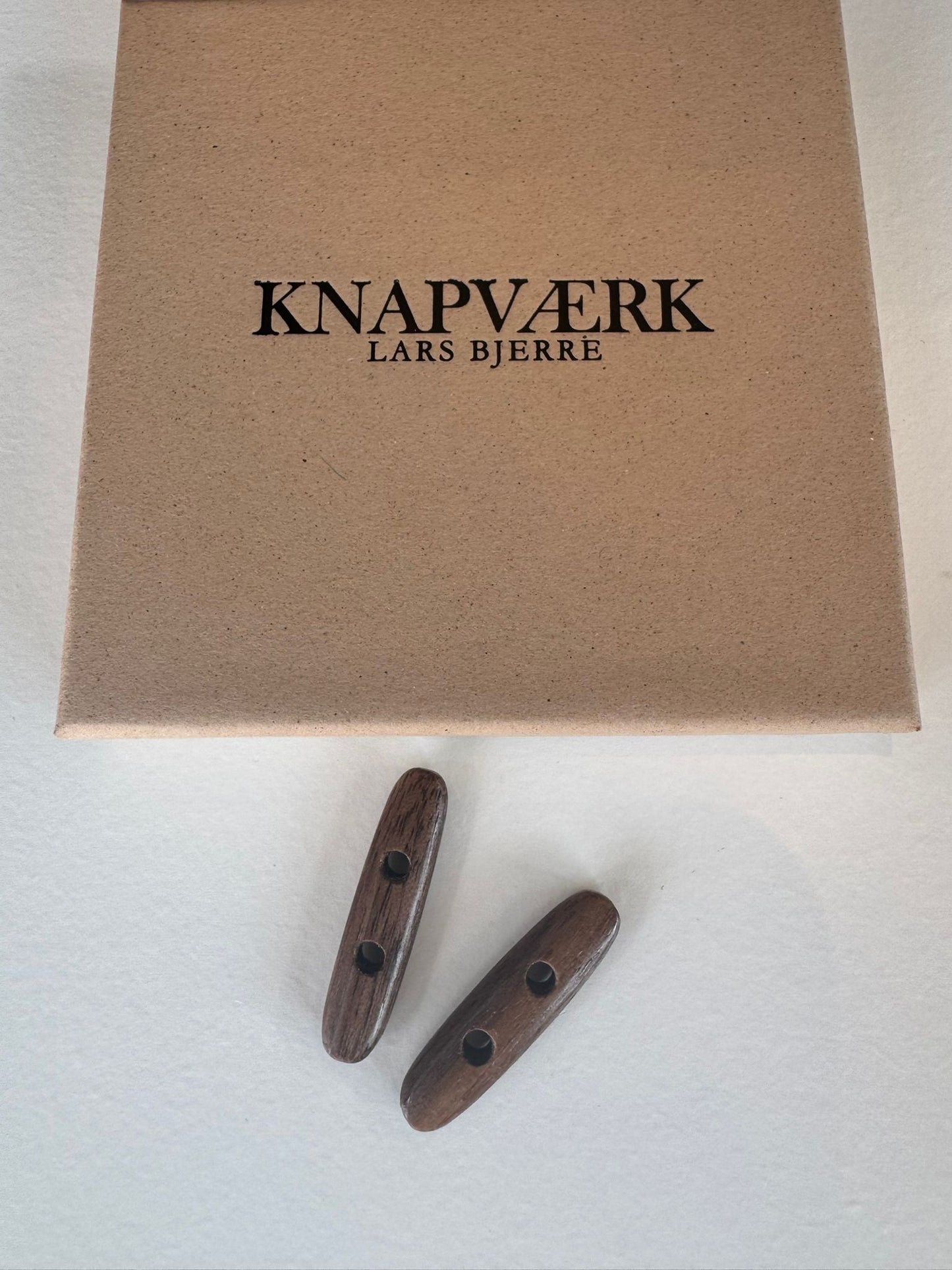 Håndlavet duffelknap fra Knapværk, 30 mm, EG, 1 stk