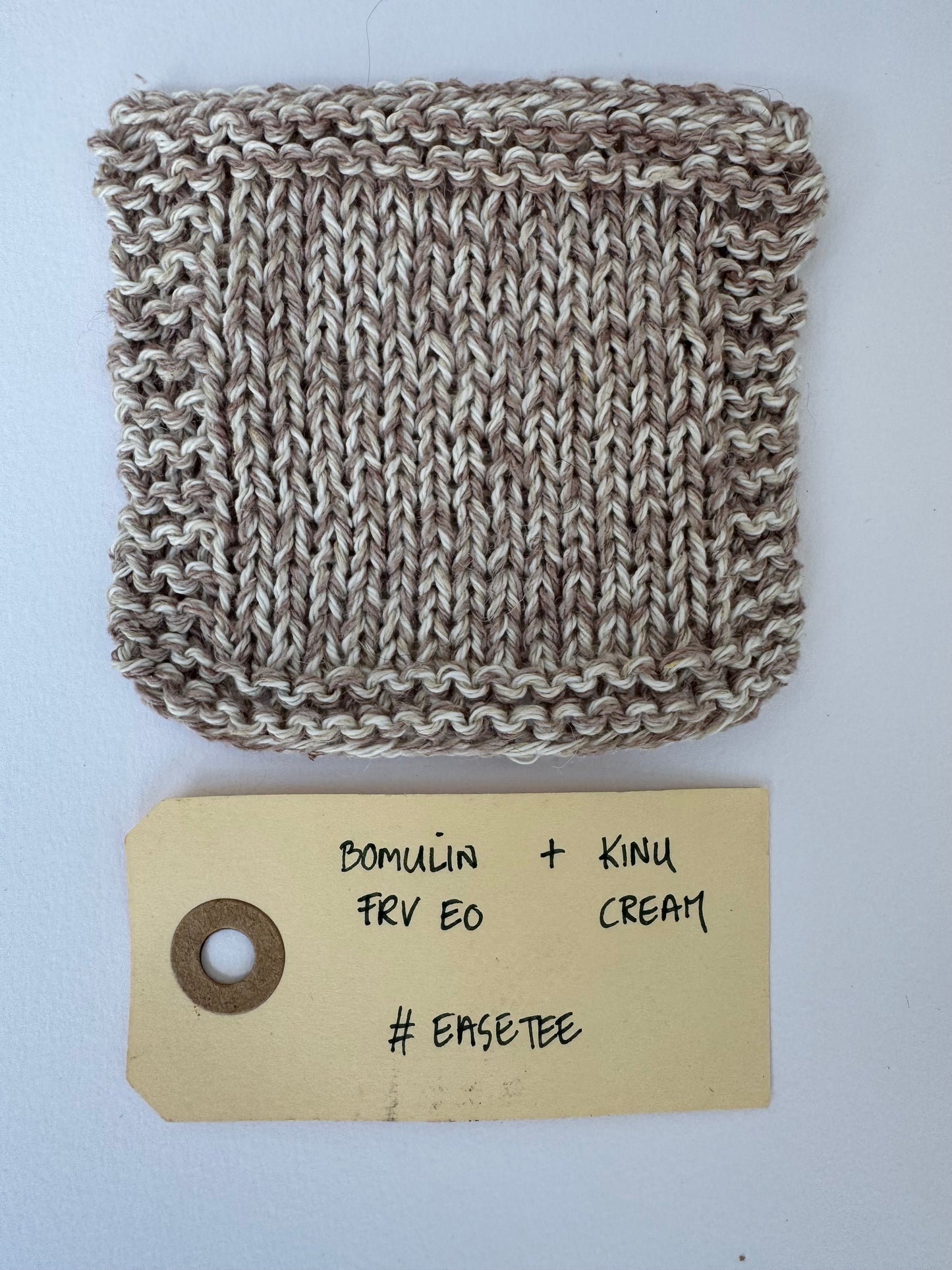 Ease Tee garnkit [Bomulin/Kinu]
