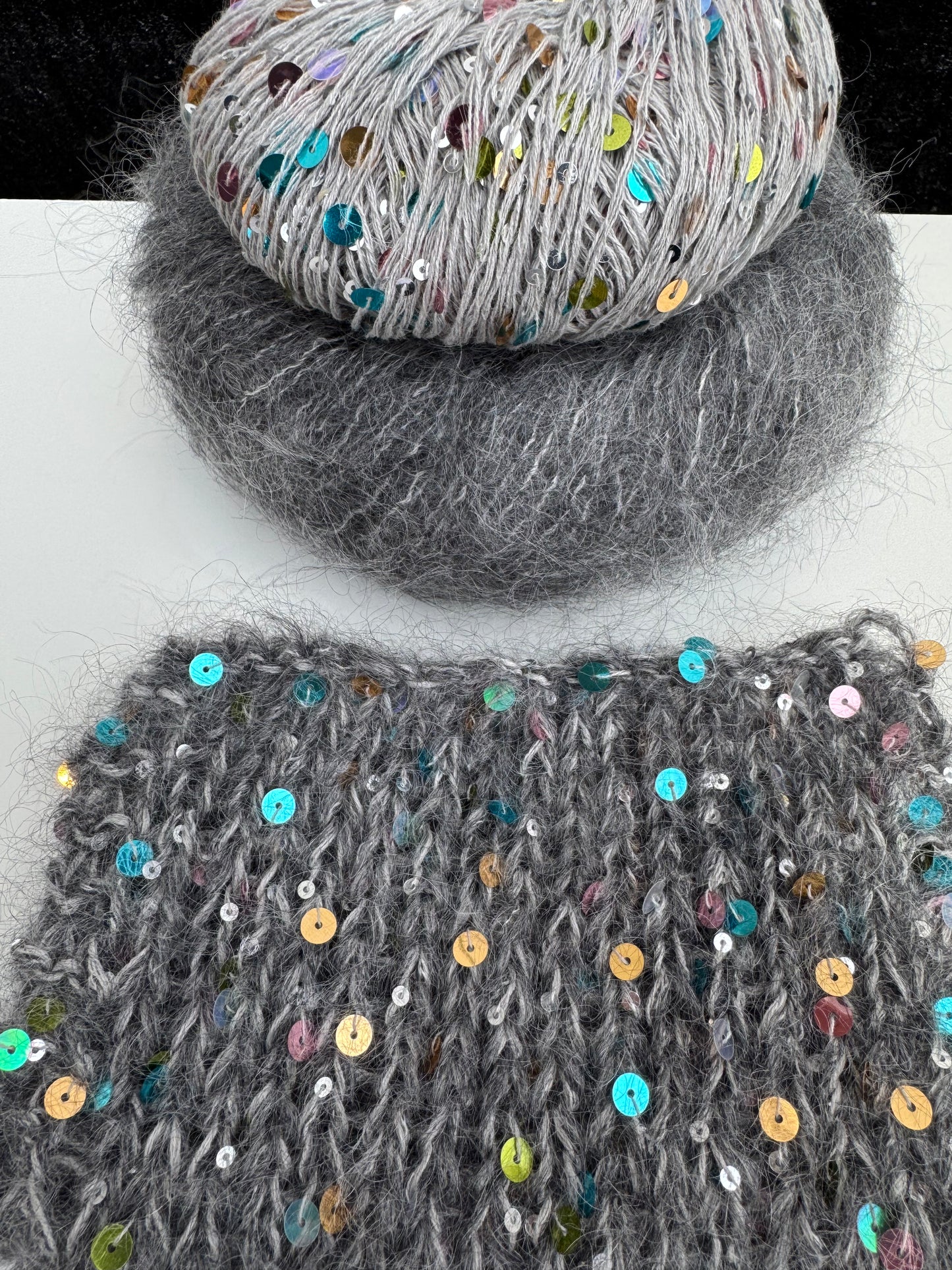 Kit Rookie sweater - Grå med Unicorn Paljett