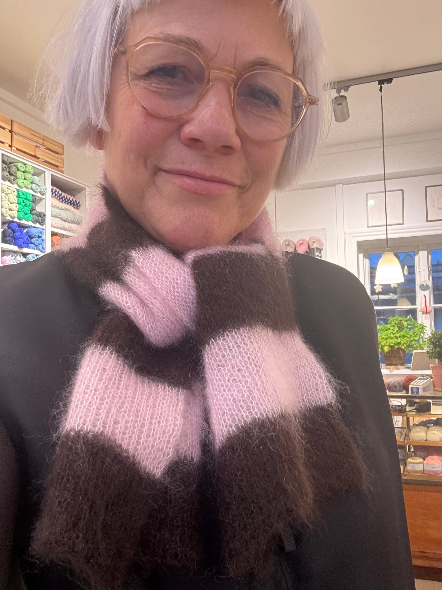 Kit til Mimis tørklæde - mørkebrun og pink