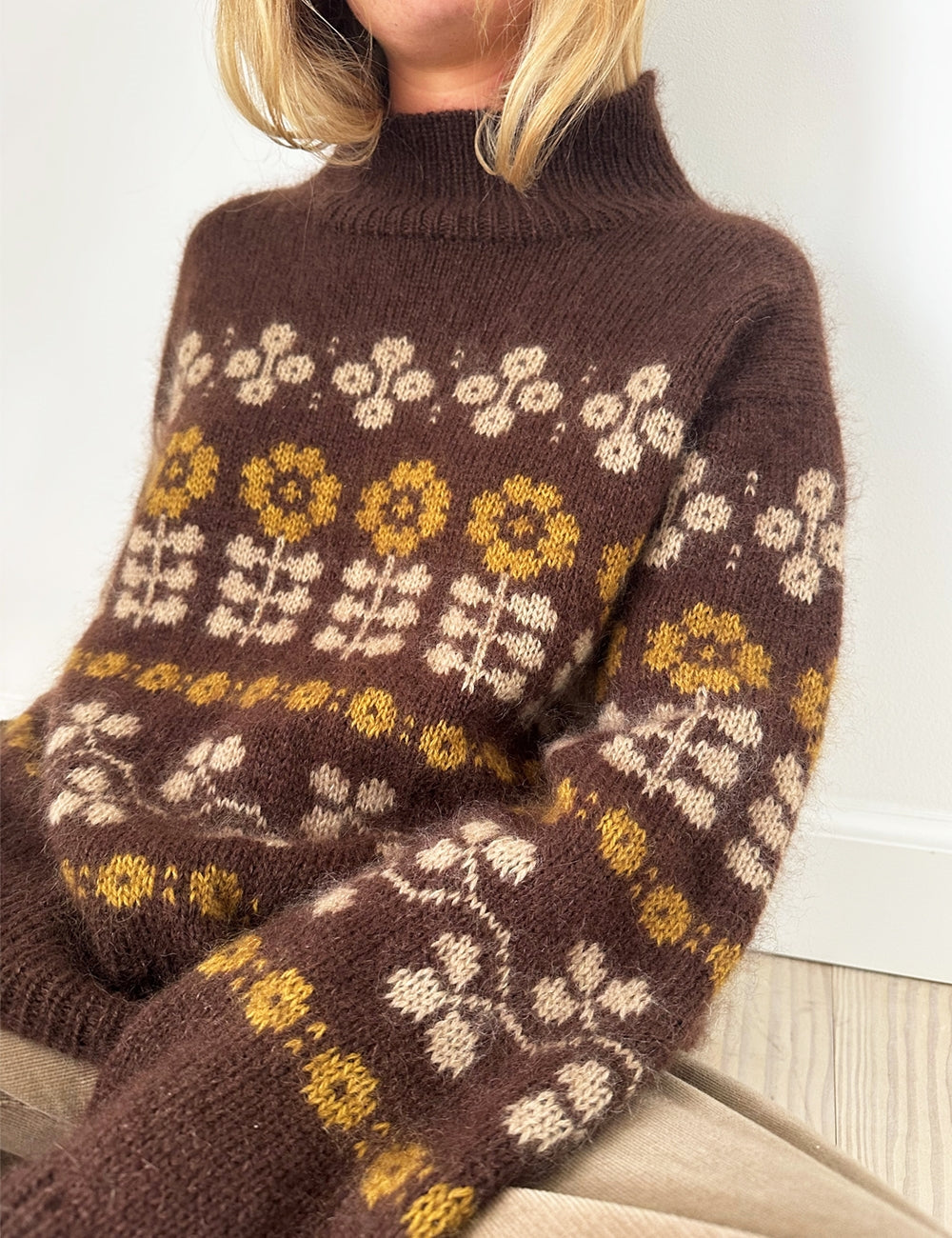 Mona Sweater garnkit [Saga/Tilia/Tvinni]