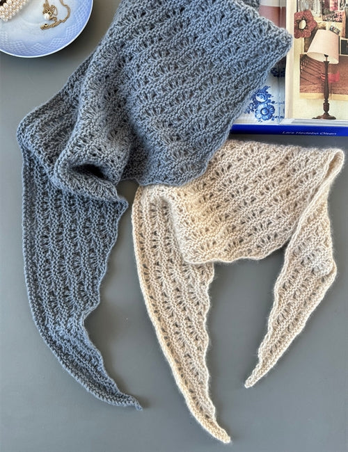 Peacock Scarf garnkit [Cardiff Cashmere Classic]