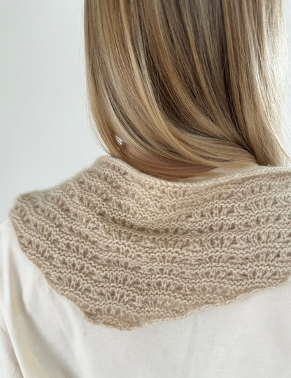 Peacock Scarf garnkit [Cardiff Cashmere Classic]