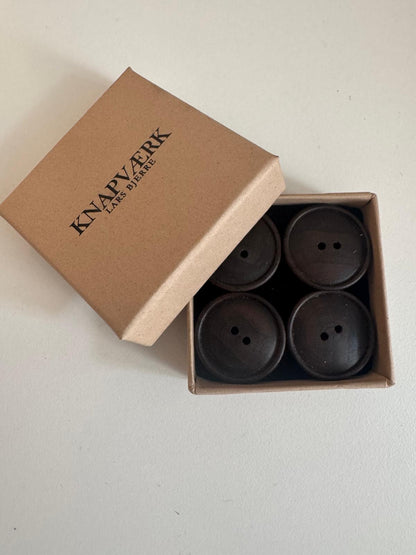 Runde knapper fra Knapværk, 22 mm, VALNØD, 2 stk