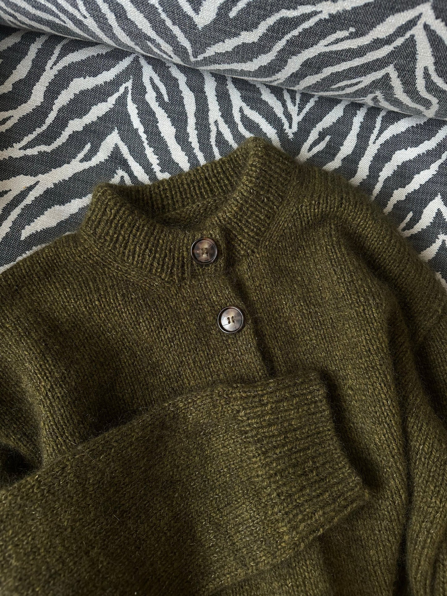 Cardigan no. 11 garnkit [Håndværksgarn/Silk mohair]
