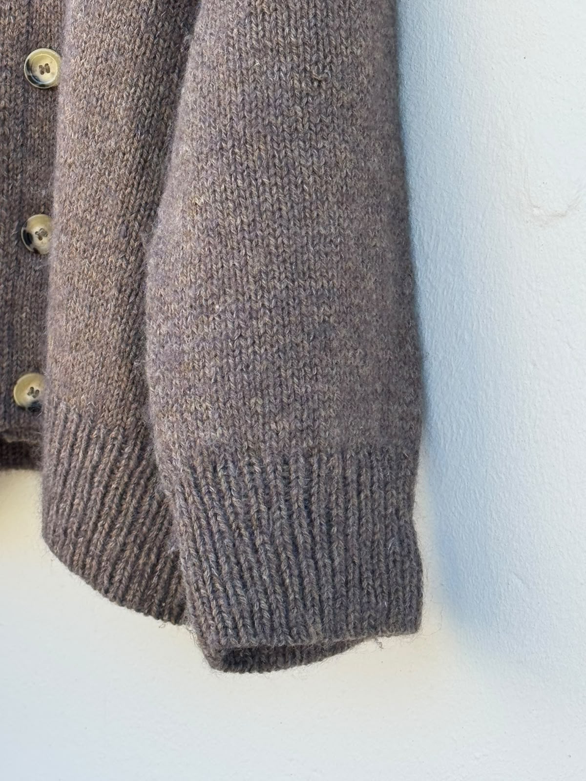 Champagne Cardigan garnkit [Isager Jensen/Isager Silk mohair]
