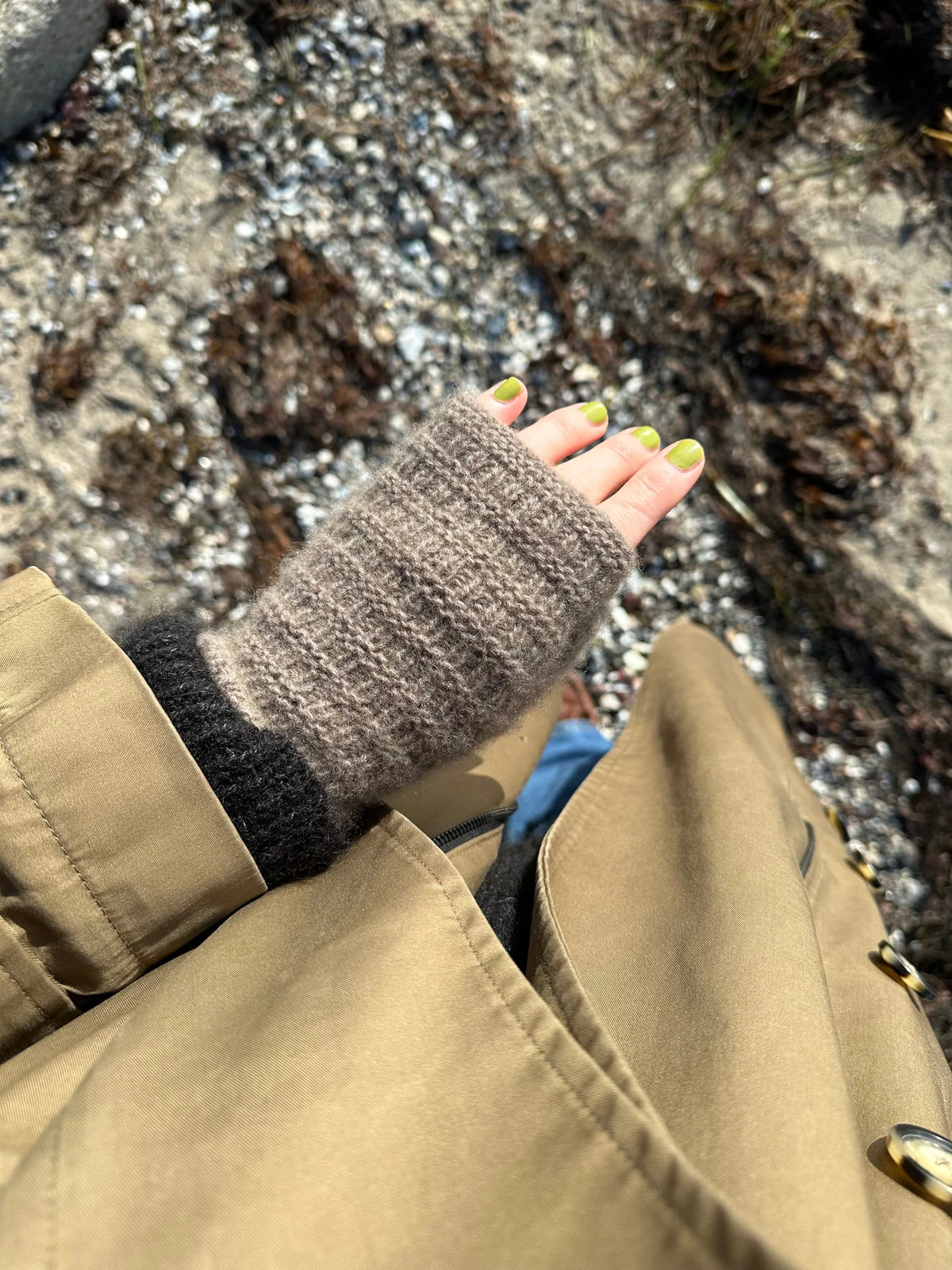 Gloves no. 1 garnkit [Cardiff Cashmere Classic]