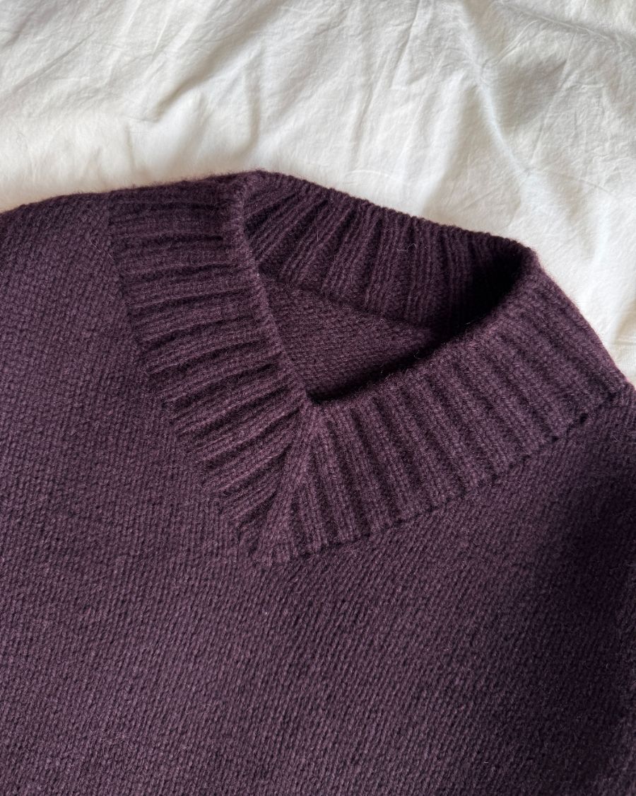 Hannah Sweater V-neck garnkit [Atlas]