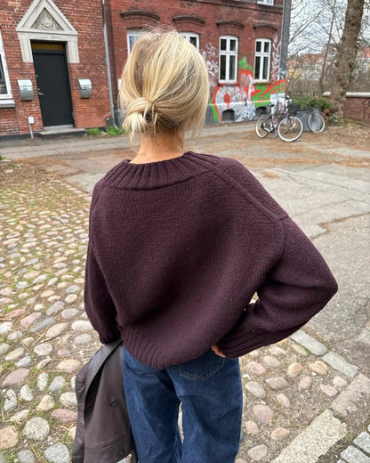 Hannah Sweater V-neck garnkit [Atlas]