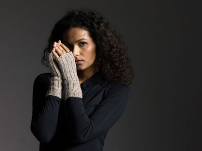 Kirstine gloves garnkit [Mashdale]
