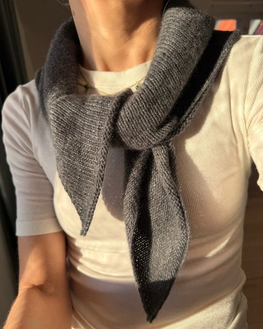Uma Scarf garnkit [Cardiff Cashmere Classic]